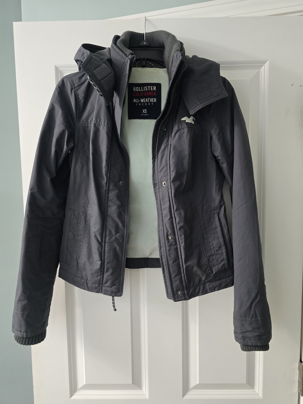 Hollister Women's All-Weather Gray Jacket